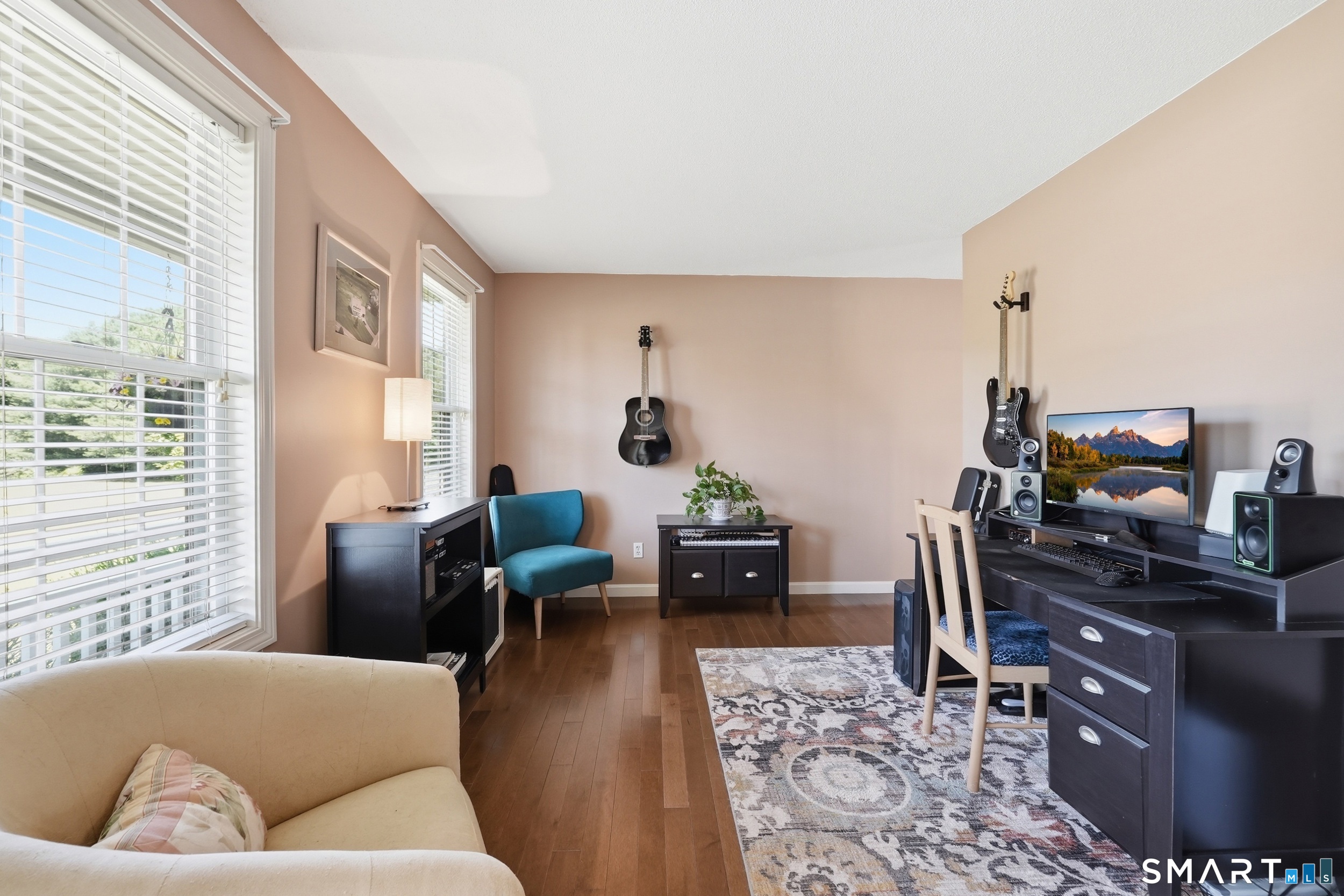 16 Sunview Drive