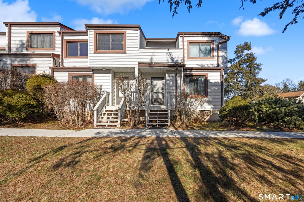 Photo of 229 Cottonwood Road #229, Newington, CT 06111 (MLS # 24144719)