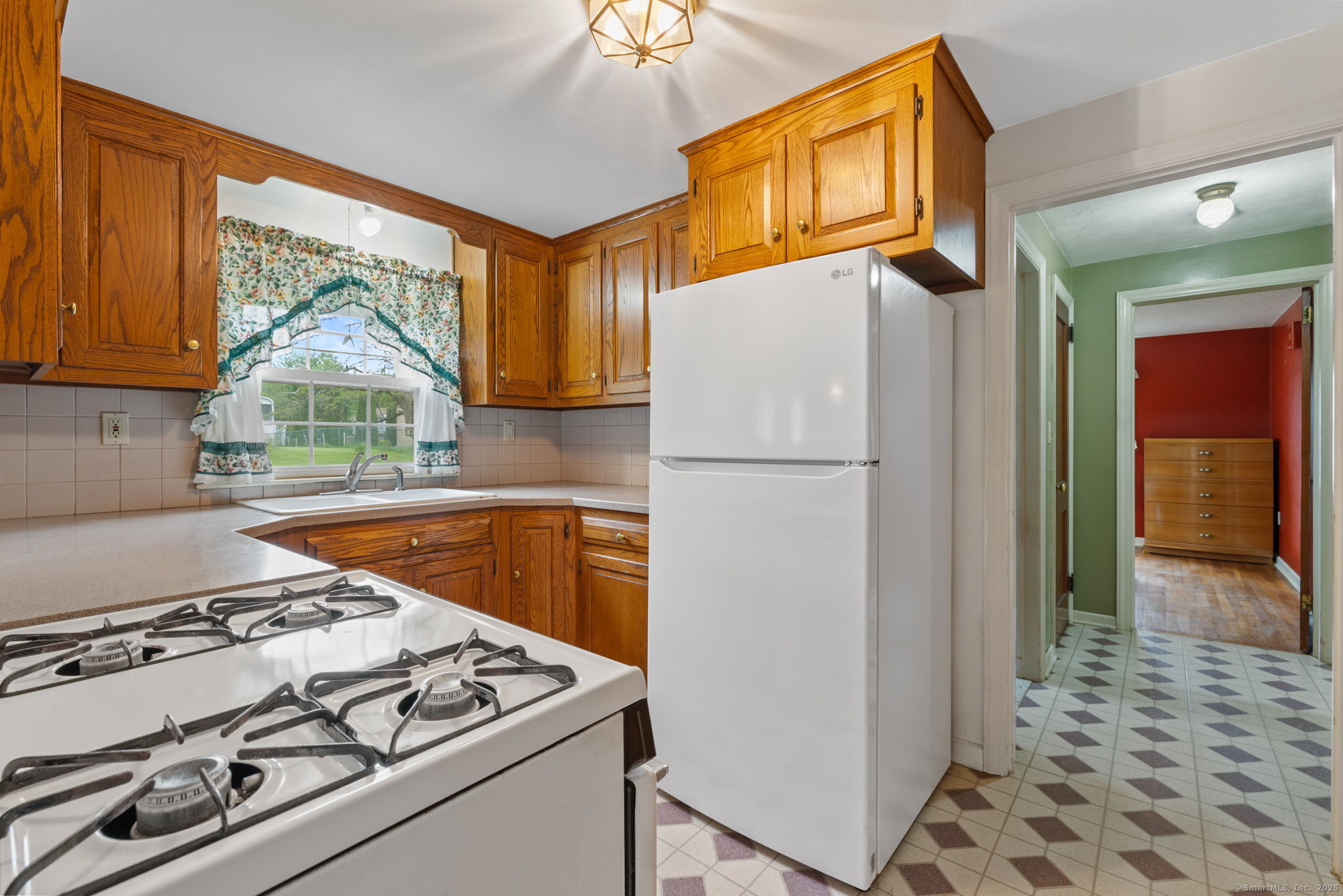 45 Homecrest Drive, Berlin, Connecticut image 5