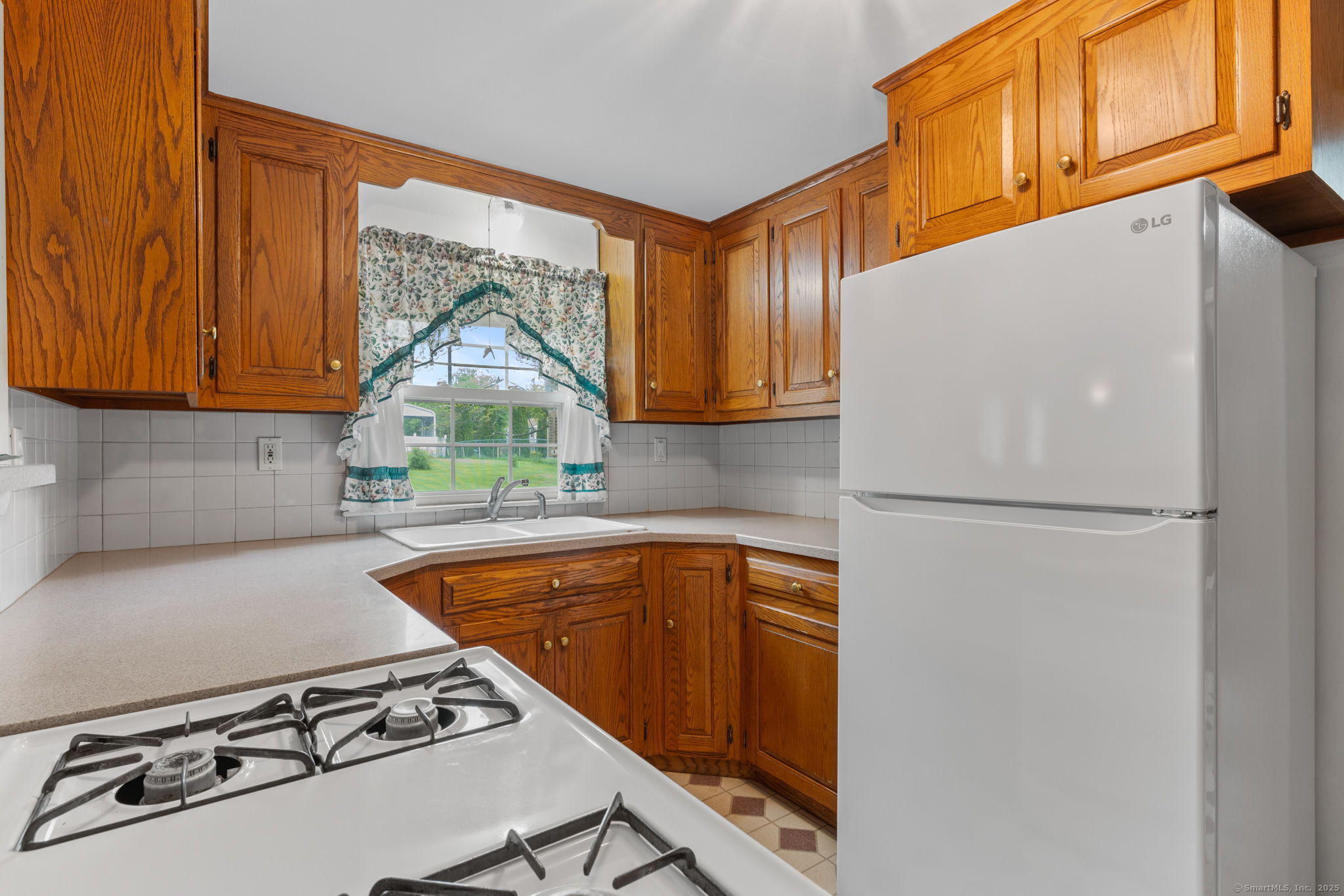 45 Homecrest Drive, Berlin, Connecticut image 6