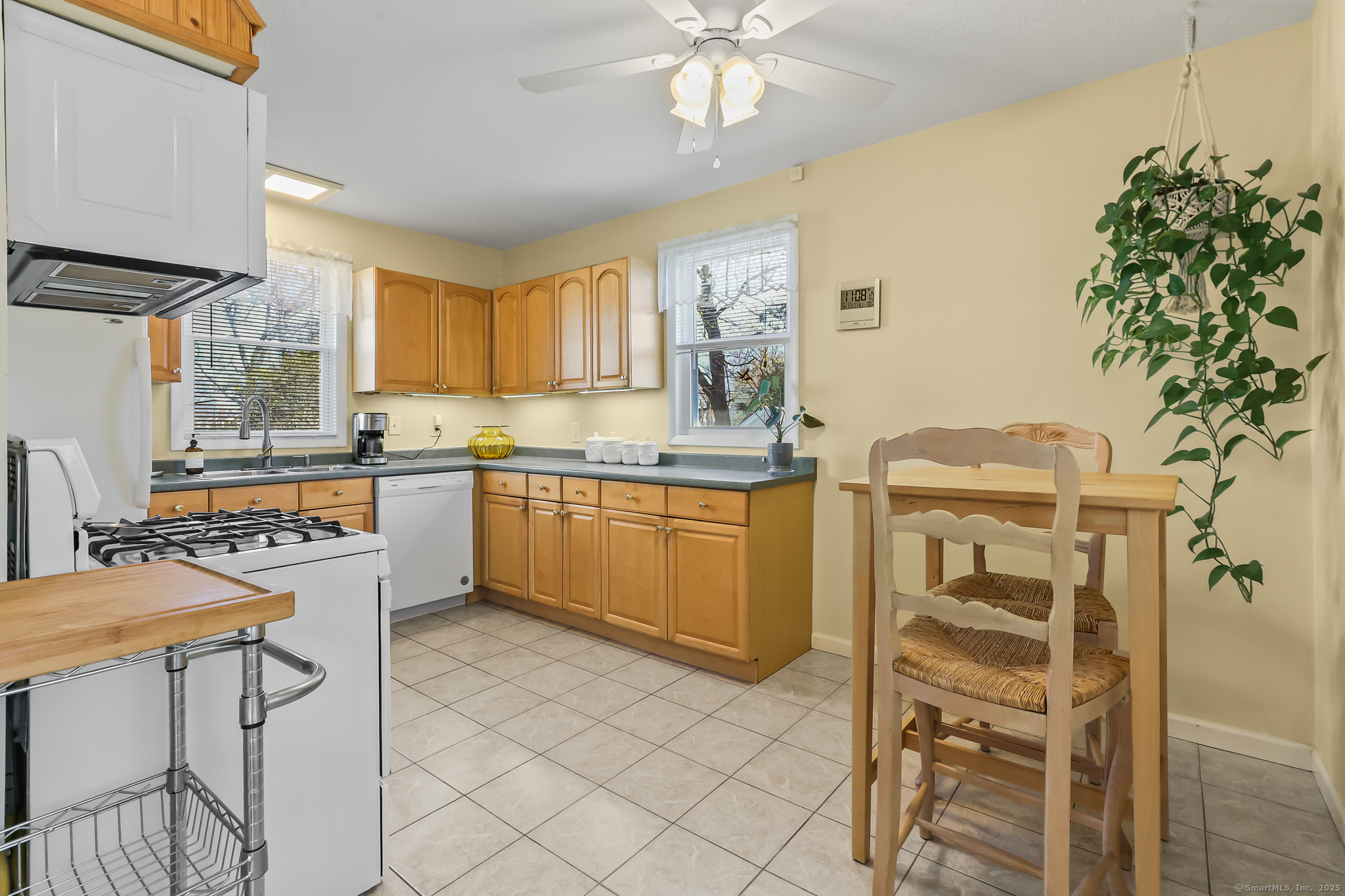 51 Fern Street, Naugatuck, Connecticut image 11