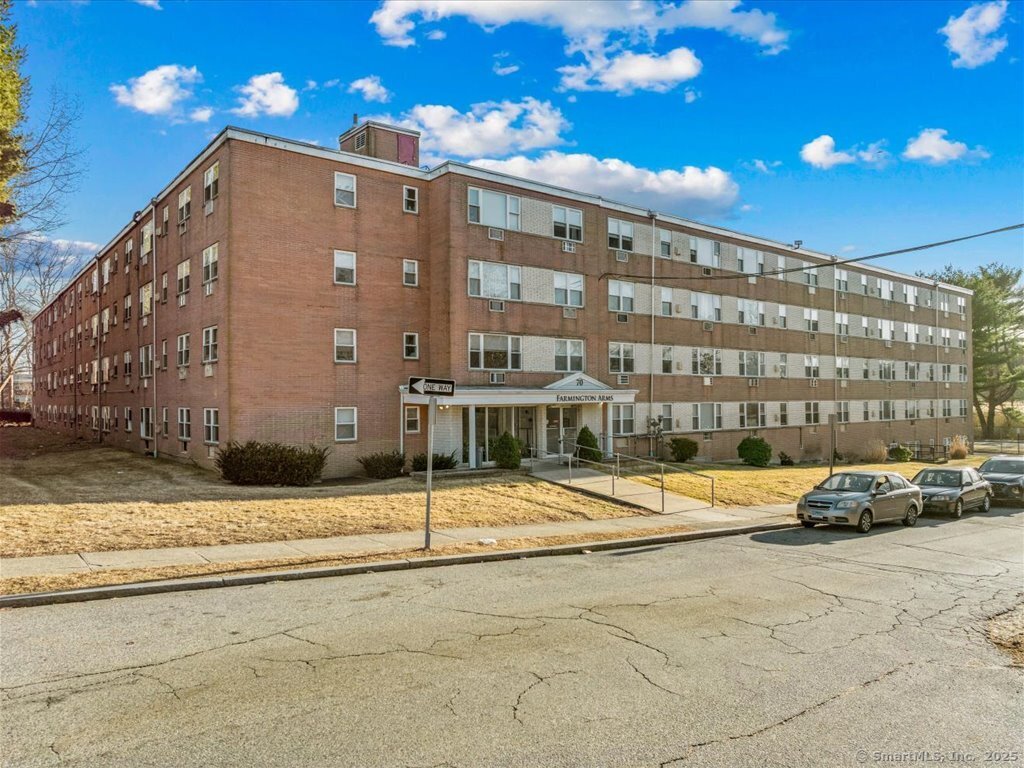 70 Farmington Avenue #2B, New London, Connecticut image 2