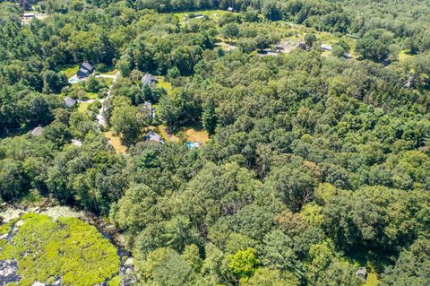 Sunnyside Drive Thompson CT 06277