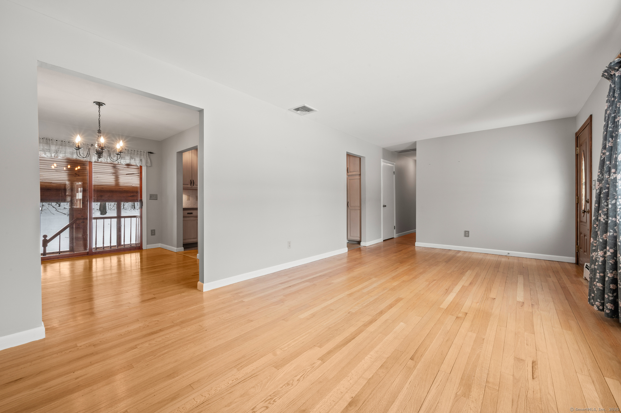28 Chestnut Drive, Suffield, Connecticut image 13