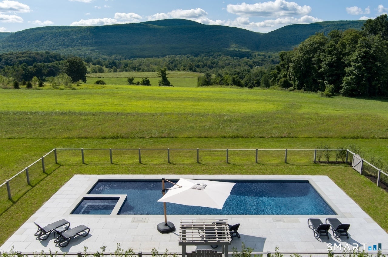 360 Taconic Road