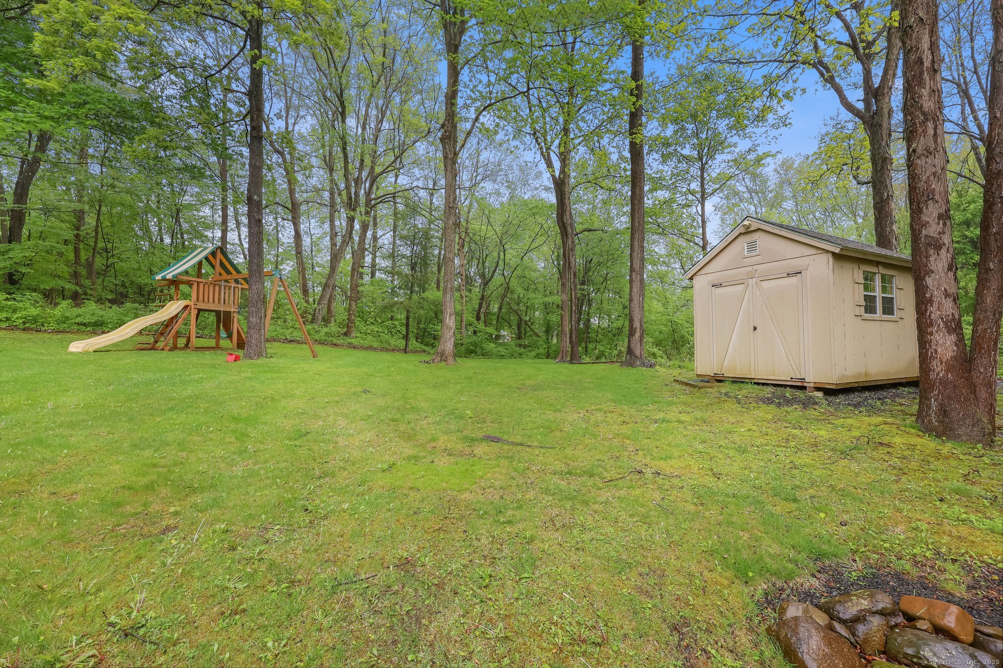 18 Oxbow Lane, North Branford, Connecticut image 5