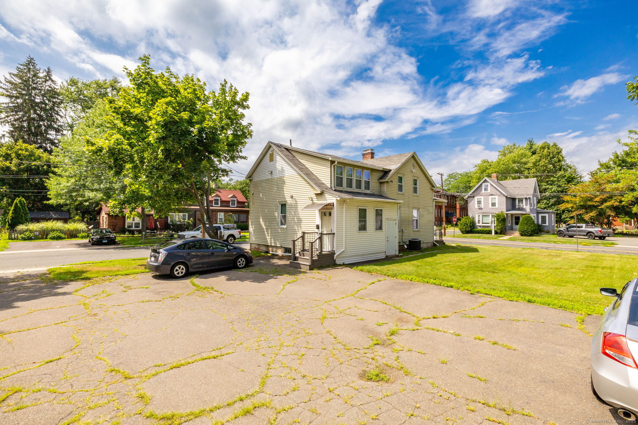 65 Maple Avenue