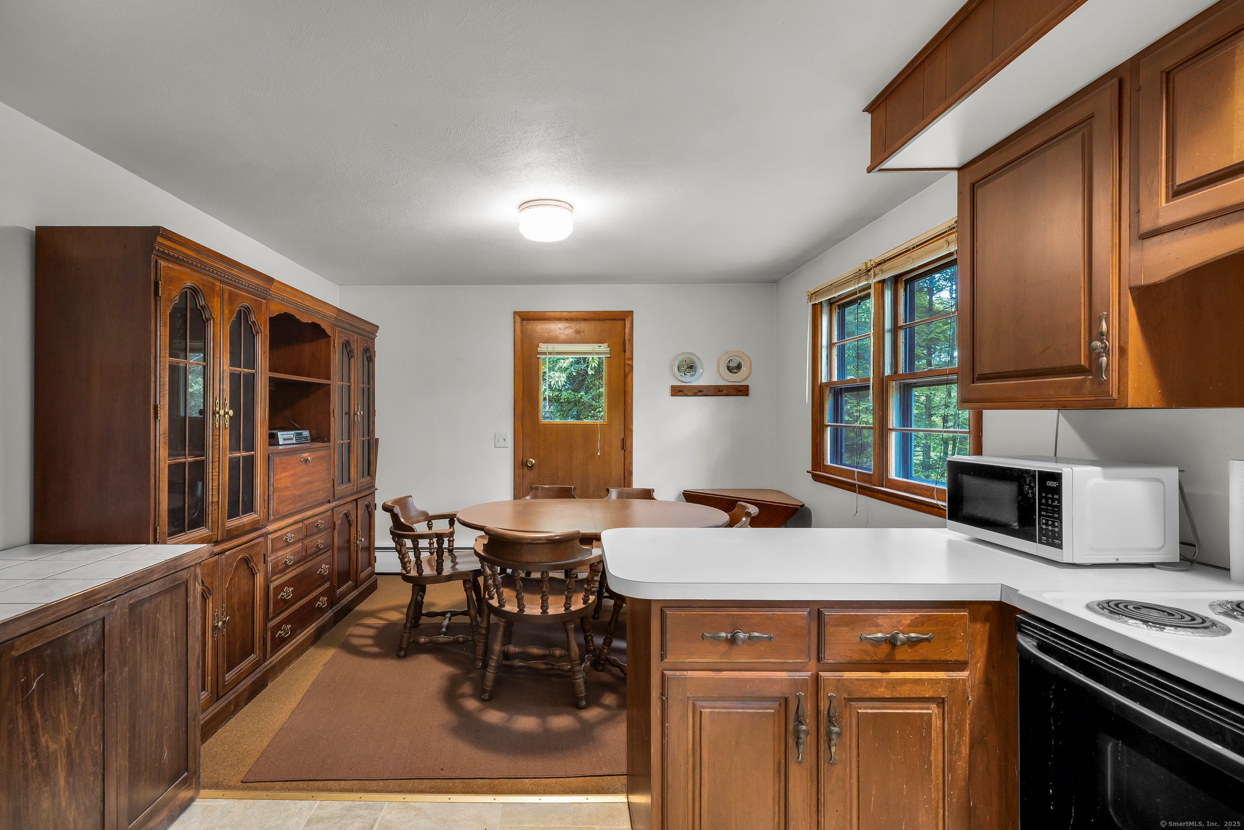 12 Silver Drive, Burlington, Connecticut image 19