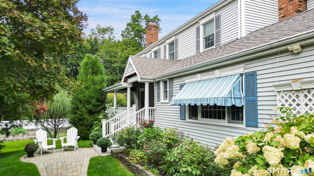 Photo of 19 Tamarack Place, Greenwich, CT 06831 (MLS # 24207628)