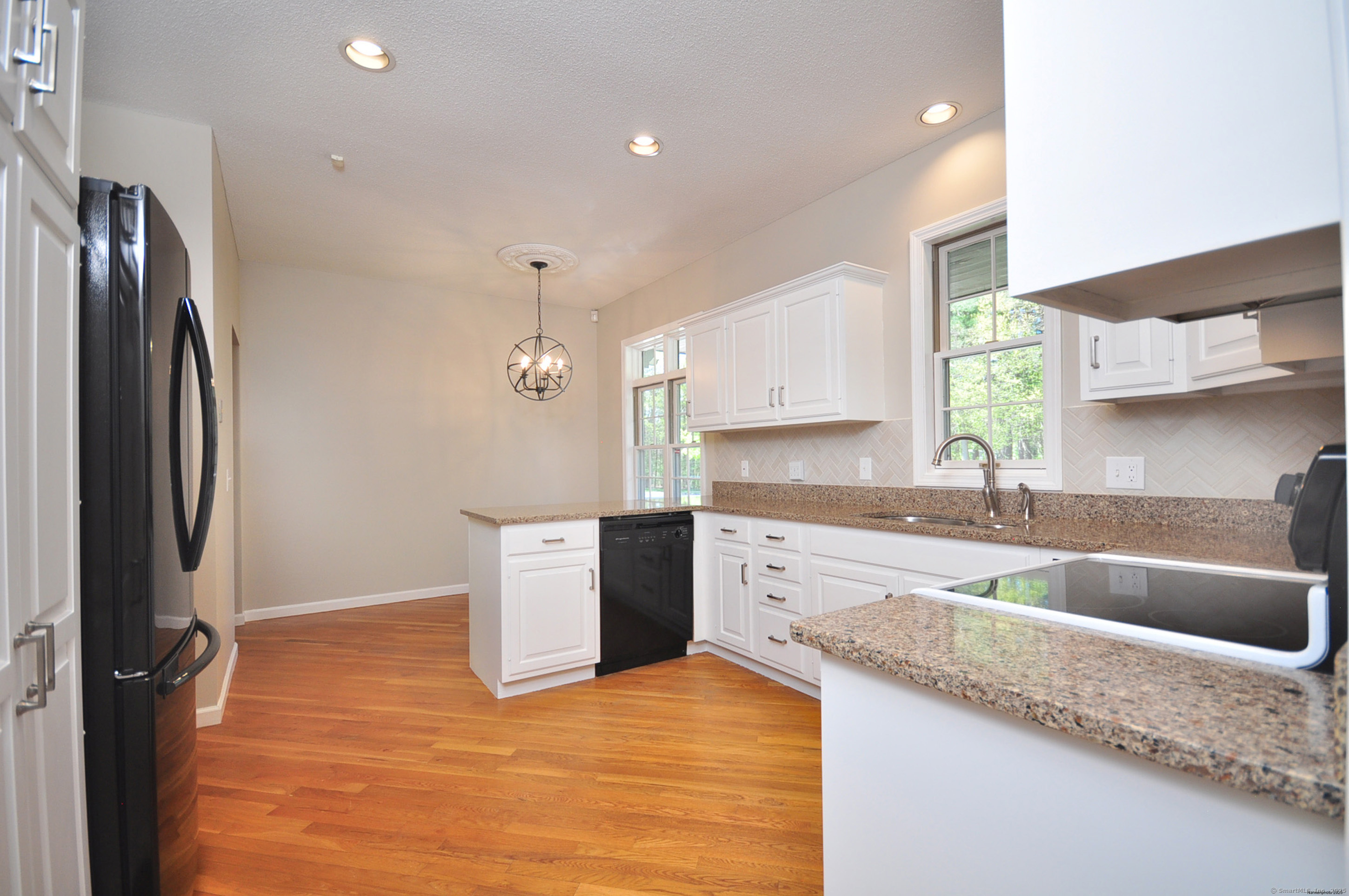 147 Pierce Boulevard, Windsor, Connecticut image 16