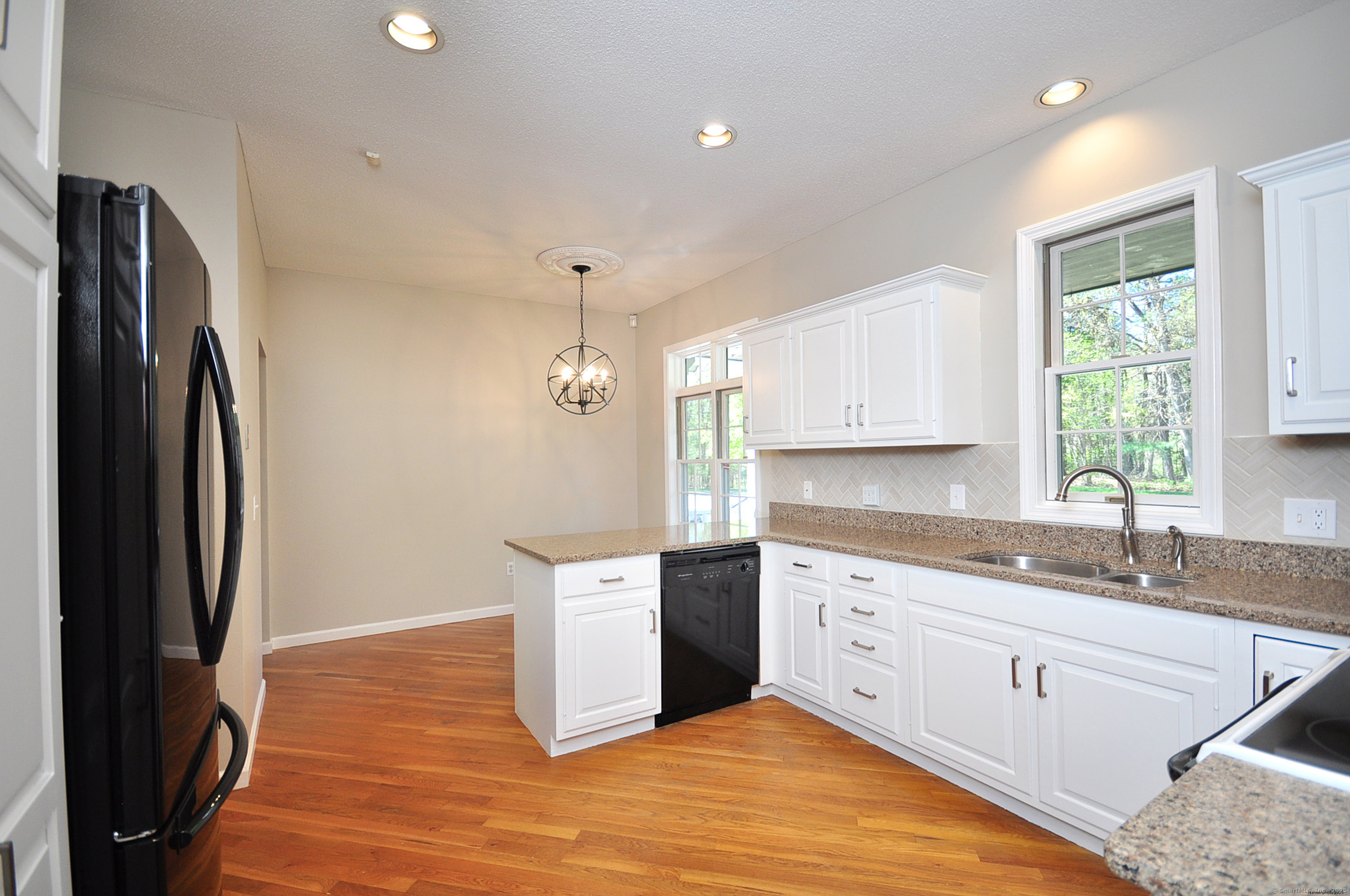 147 Pierce Boulevard, Windsor, Connecticut image 12