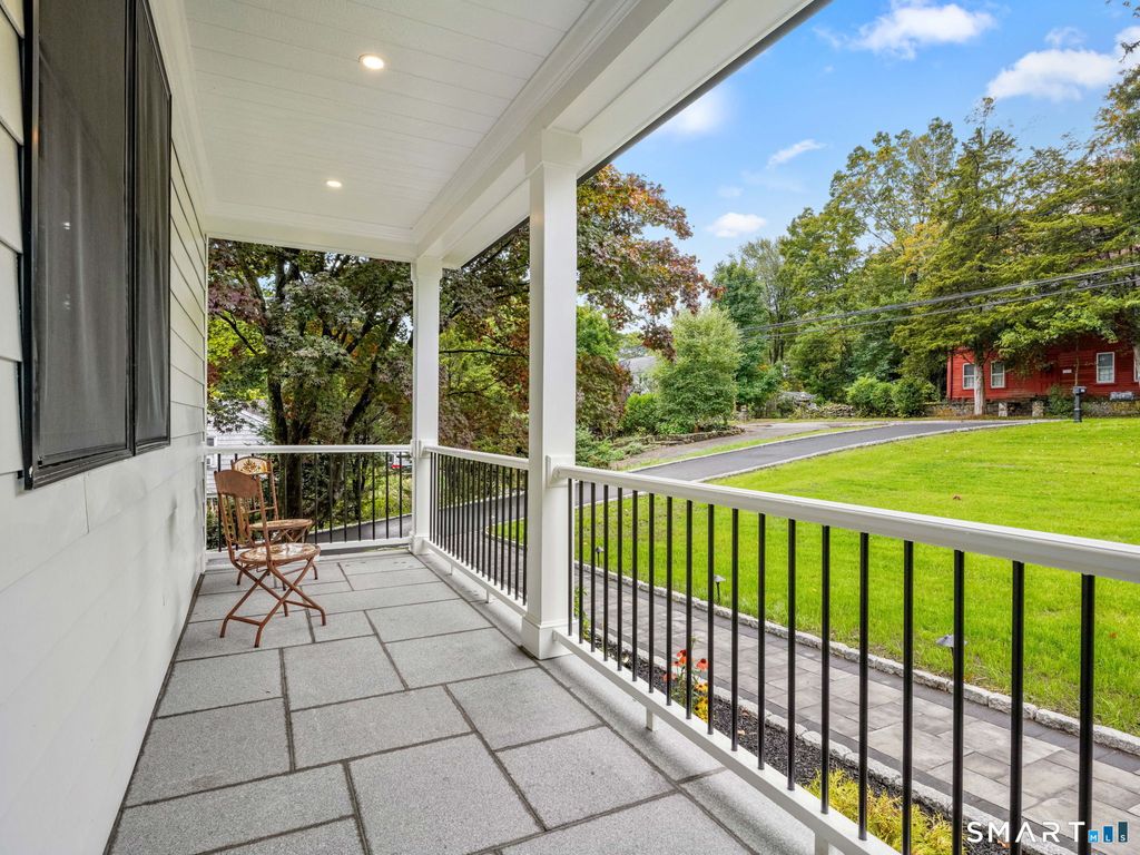 Photo of 419 Valley Road, Fairfield, CT 06825 (MLS # 24131701)