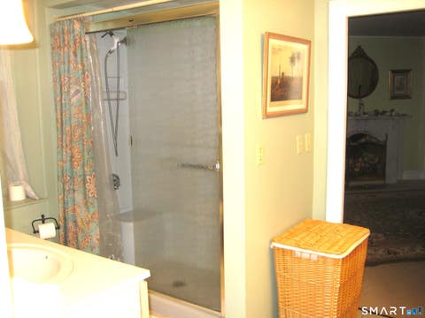 Tiny photo for 9 Chelsea Parade South, Norwich, CT 06360 (MLS # 24195651)