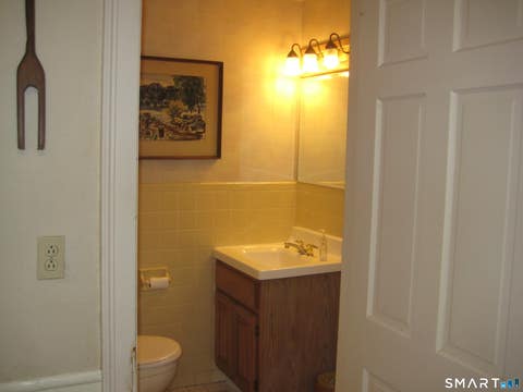 Tiny photo for 9 Chelsea Parade South, Norwich, CT 06360 (MLS # 24195651)