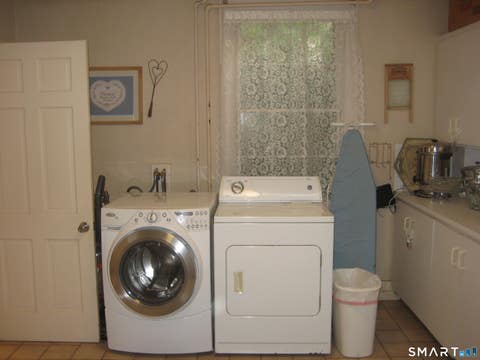 Tiny photo for 9 Chelsea Parade South, Norwich, CT 06360 (MLS # 24195651)