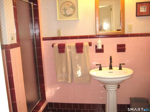 Tiny photo for 9 Chelsea Parade South, Norwich, CT 06360 (MLS # 24195651)
