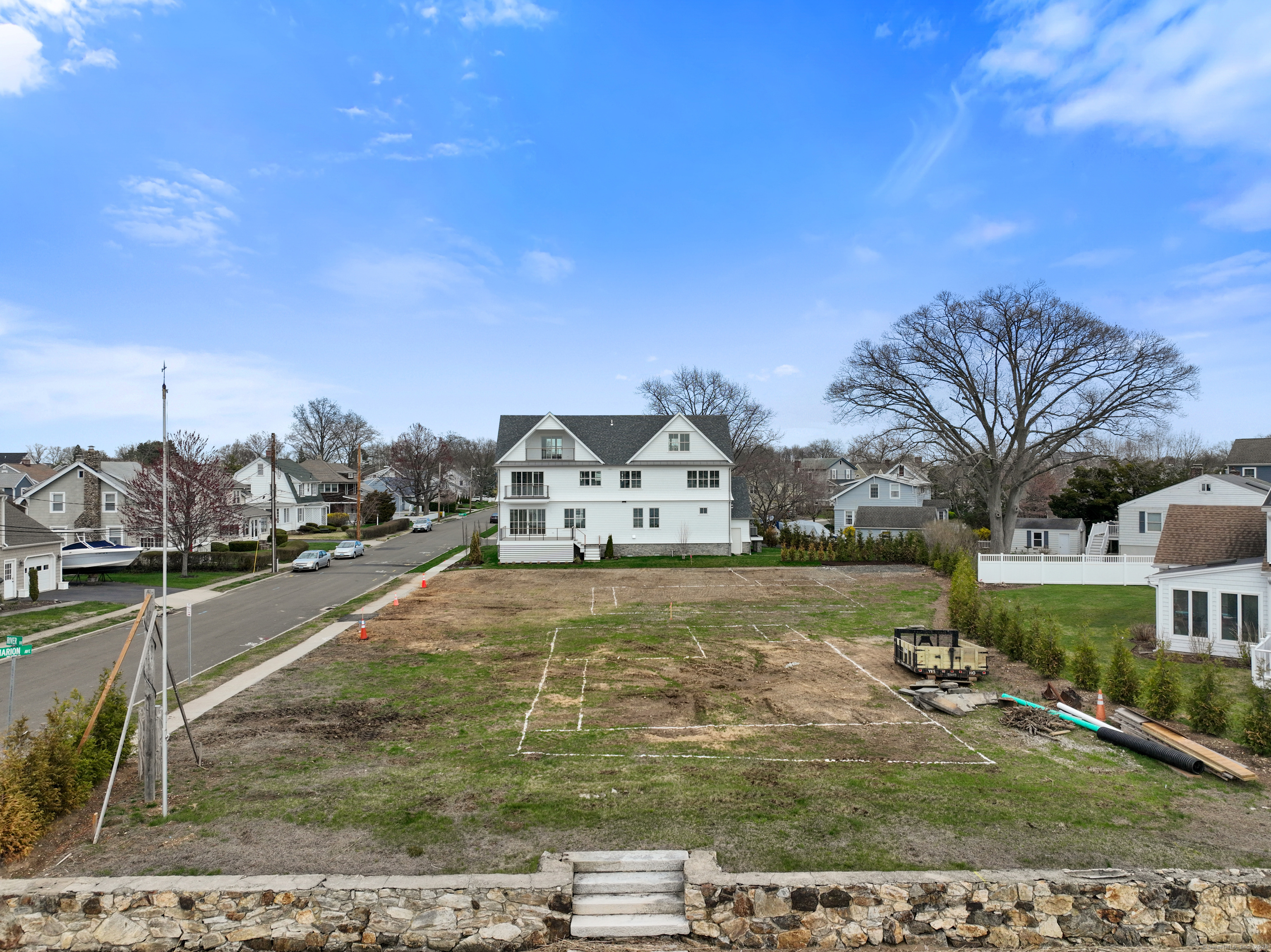 18 Marion Avenue