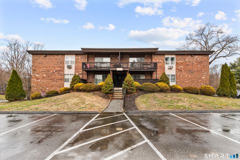 Condo For Sale - 79 Balance Rock Road #APT 8<br/> Seymour, CT 06483