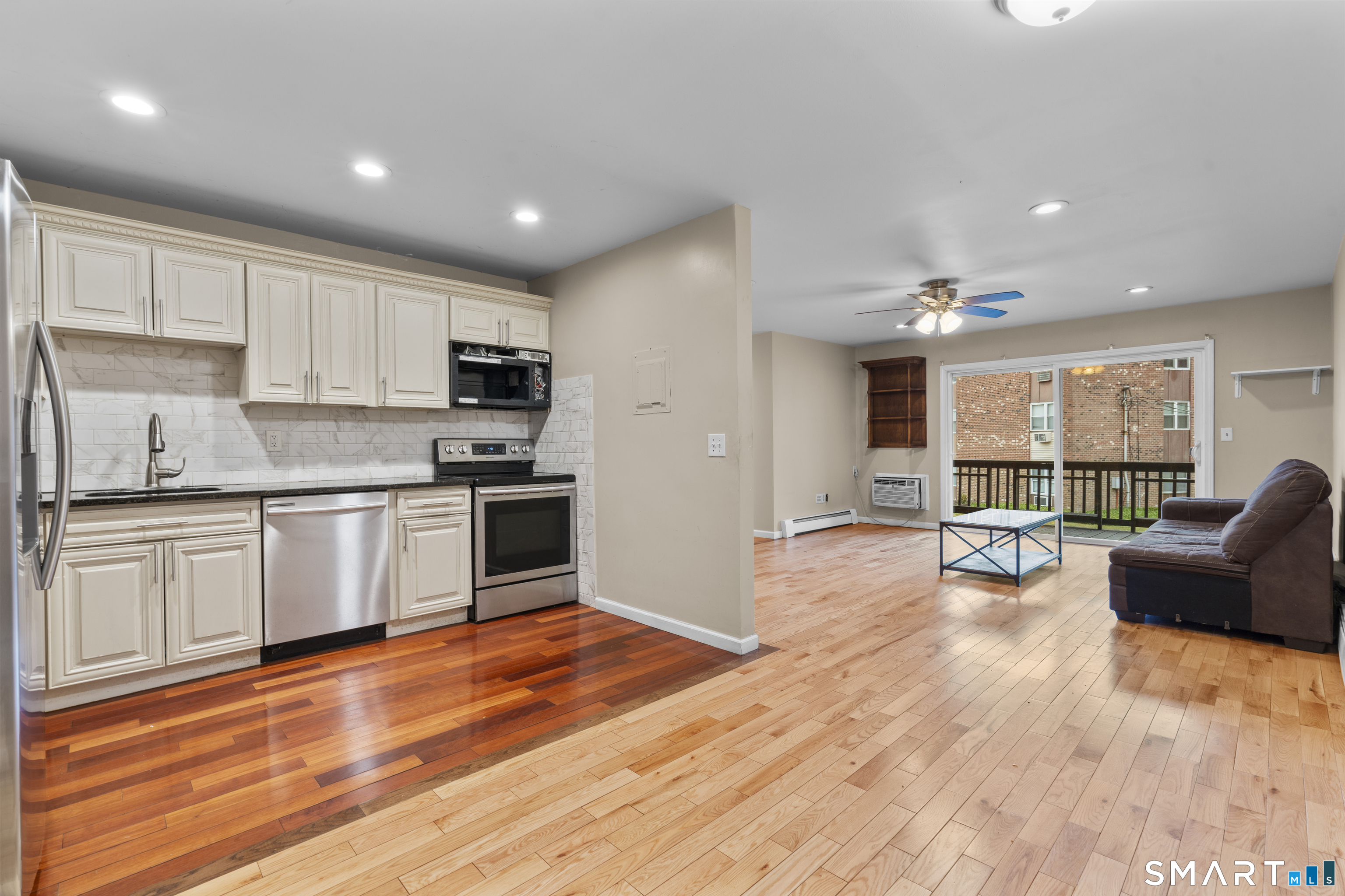 79 Balance Rock Road APT 8