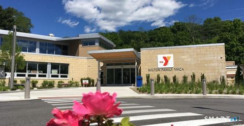 Tiny photo for 40 Village Walk #40, Wilton, CT 06897 (MLS # 24166620)