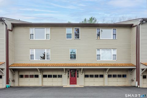 Tiny photo for 40 Village Walk #40, Wilton, CT 06897 (MLS # 24166620)