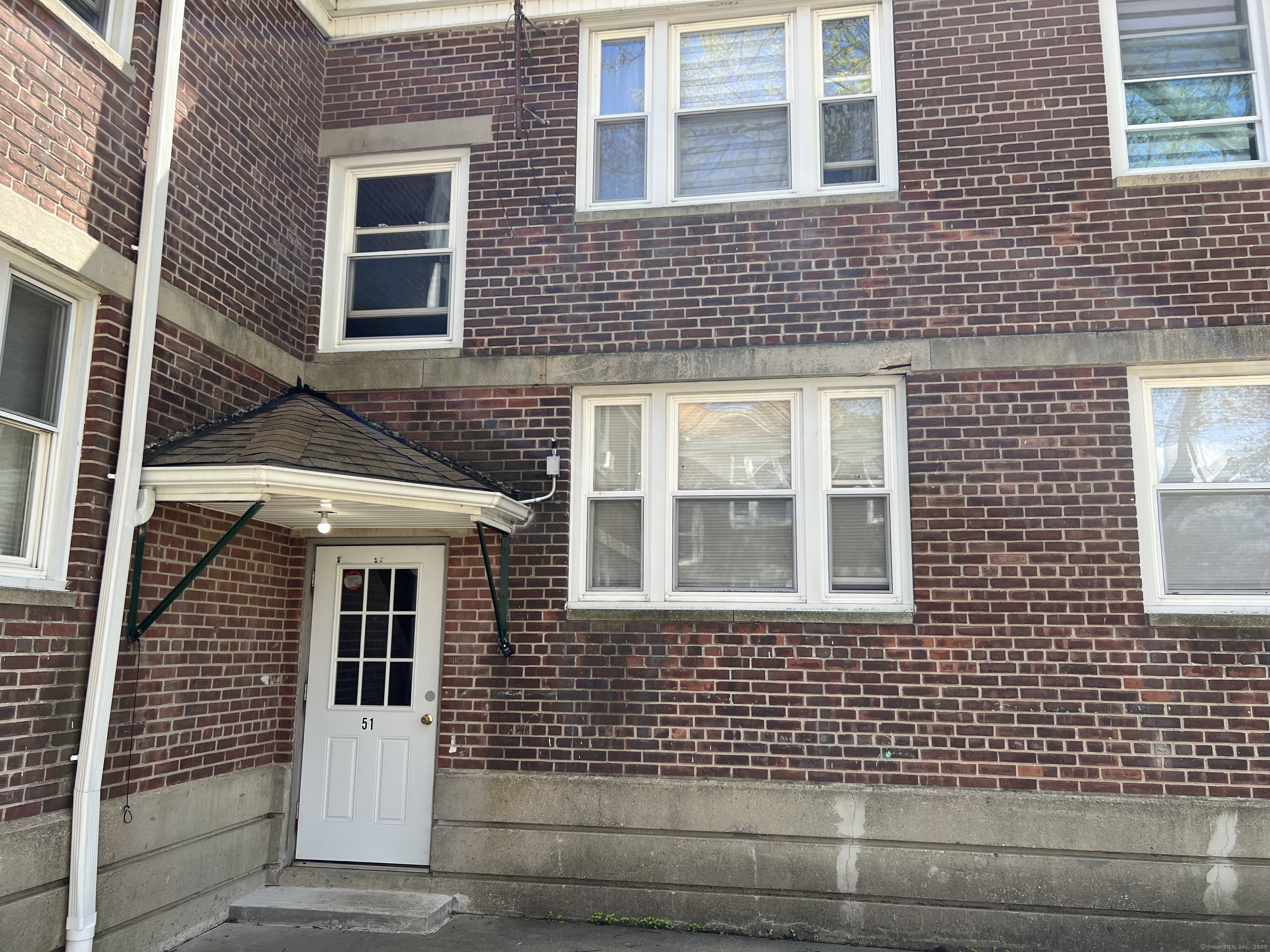Canaan Court 28 Bld 79, Stratford, Connecticut - 1 Bedrooms  
1 Bathrooms  
3 Rooms - 