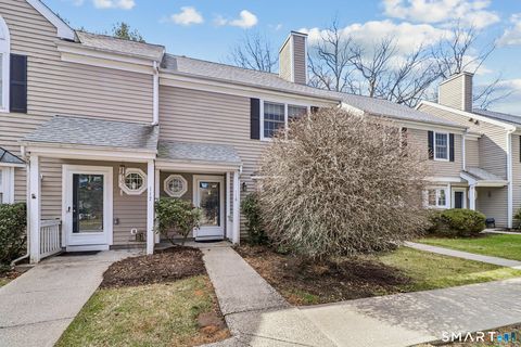 Condo For Sale - 41 Tamarack Avenue #118<br/> Danbury, CT 06811