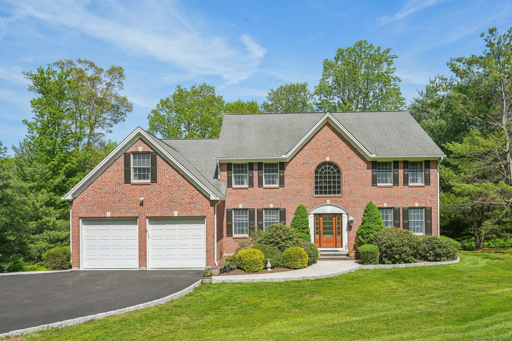 Property for Sale at Logans Way, Danbury, Connecticut - Bedrooms: 4 
Bathrooms: 4 
Rooms: 12  - $995,000
