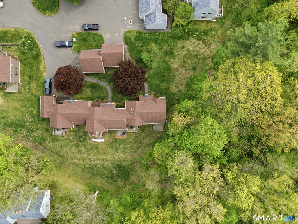 Photo of 19 Mallard Circle #19, Simsbury, CT 06081 (MLS # 24175172)