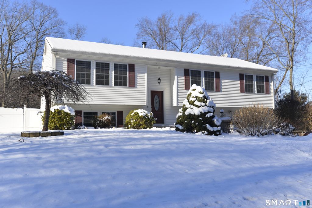 Photo of 30 Great Hill Road, Ansonia, CT 06401 (MLS # 24150270)