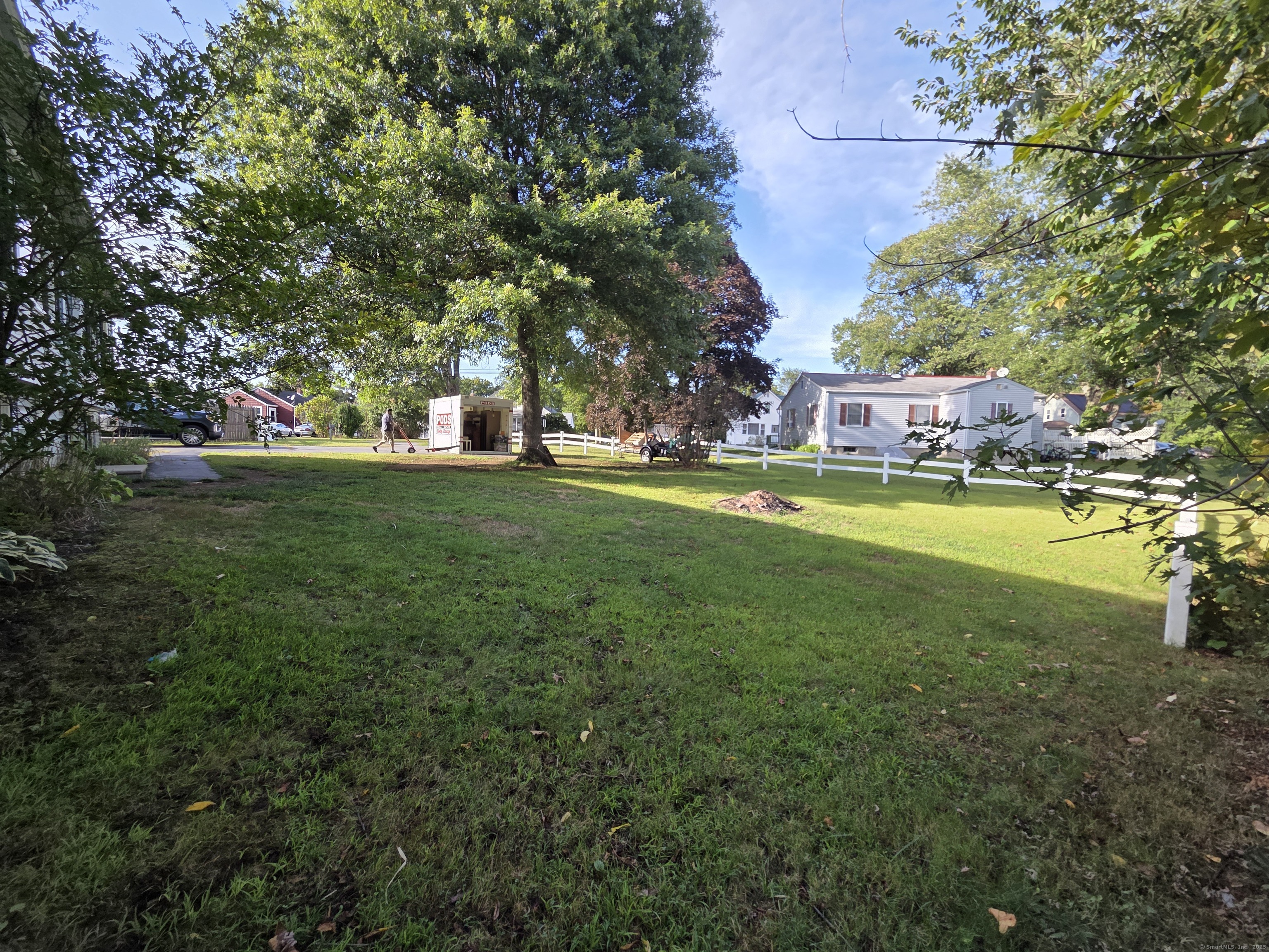 2C Pleasant Street
