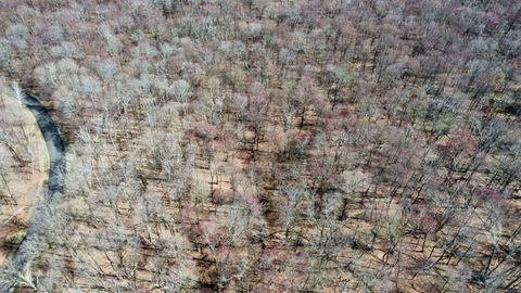 5 Weantinogue Lane Kent CT 06757