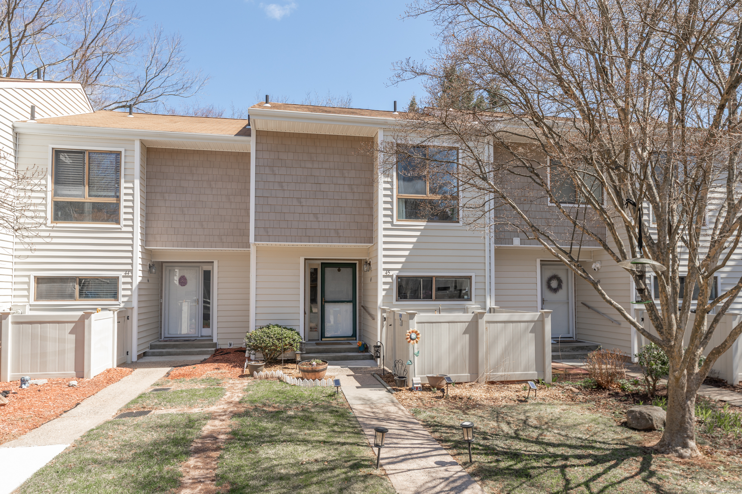 45 Currier Place, Cheshire, Connecticut image 2