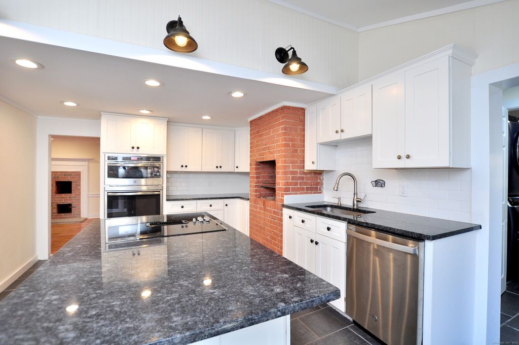 Photo of 11 W Chestnut Hill Road, Litchfield, CT 06759 (MLS # 24140262)