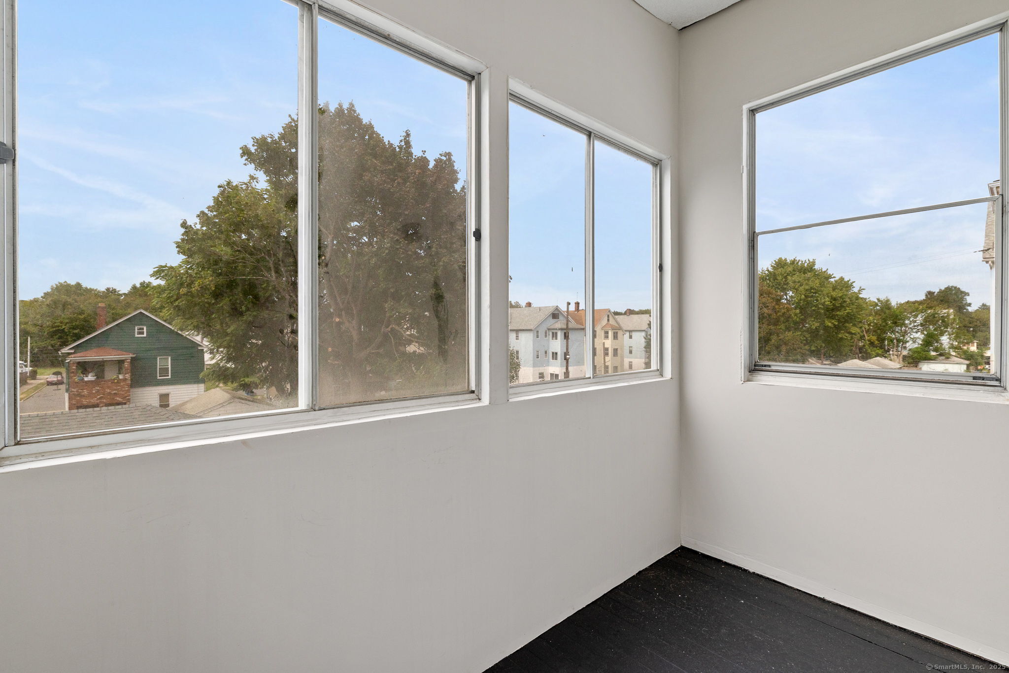 New Britain, Connecticut 06052, United States, 3 Bedrooms Bedrooms, ,1 BathroomBathrooms,Residential,Active,215657