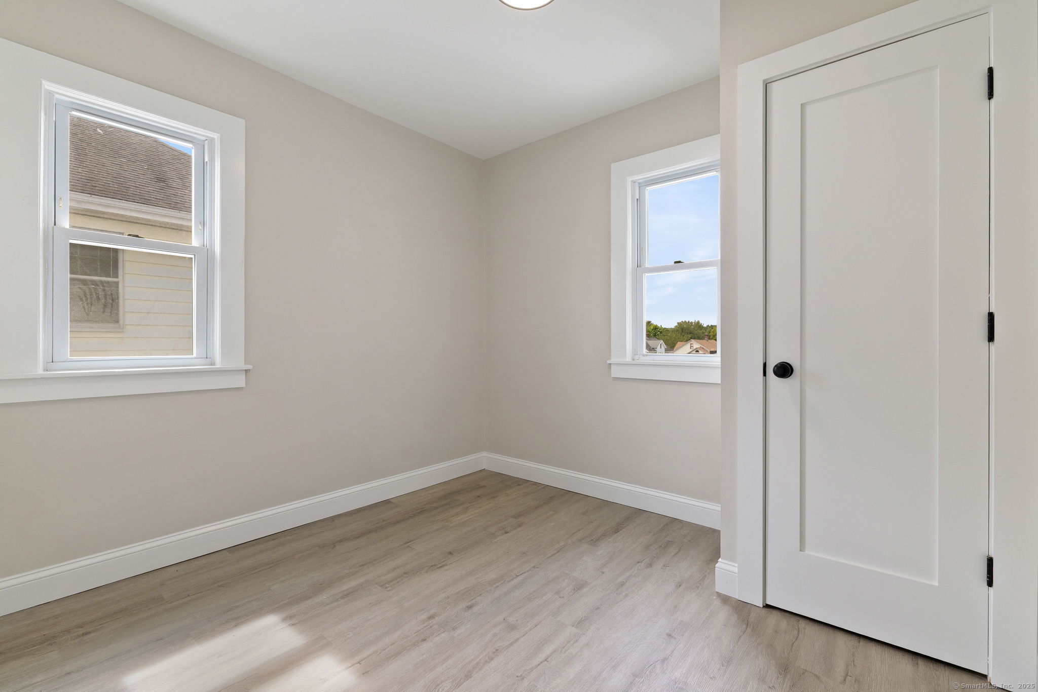 New Britain, Connecticut 06052, United States, 3 Bedrooms Bedrooms, ,1 BathroomBathrooms,Residential,Active,215657