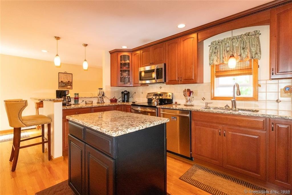 54 Spruceland Road, Enfield, Connecticut image 16