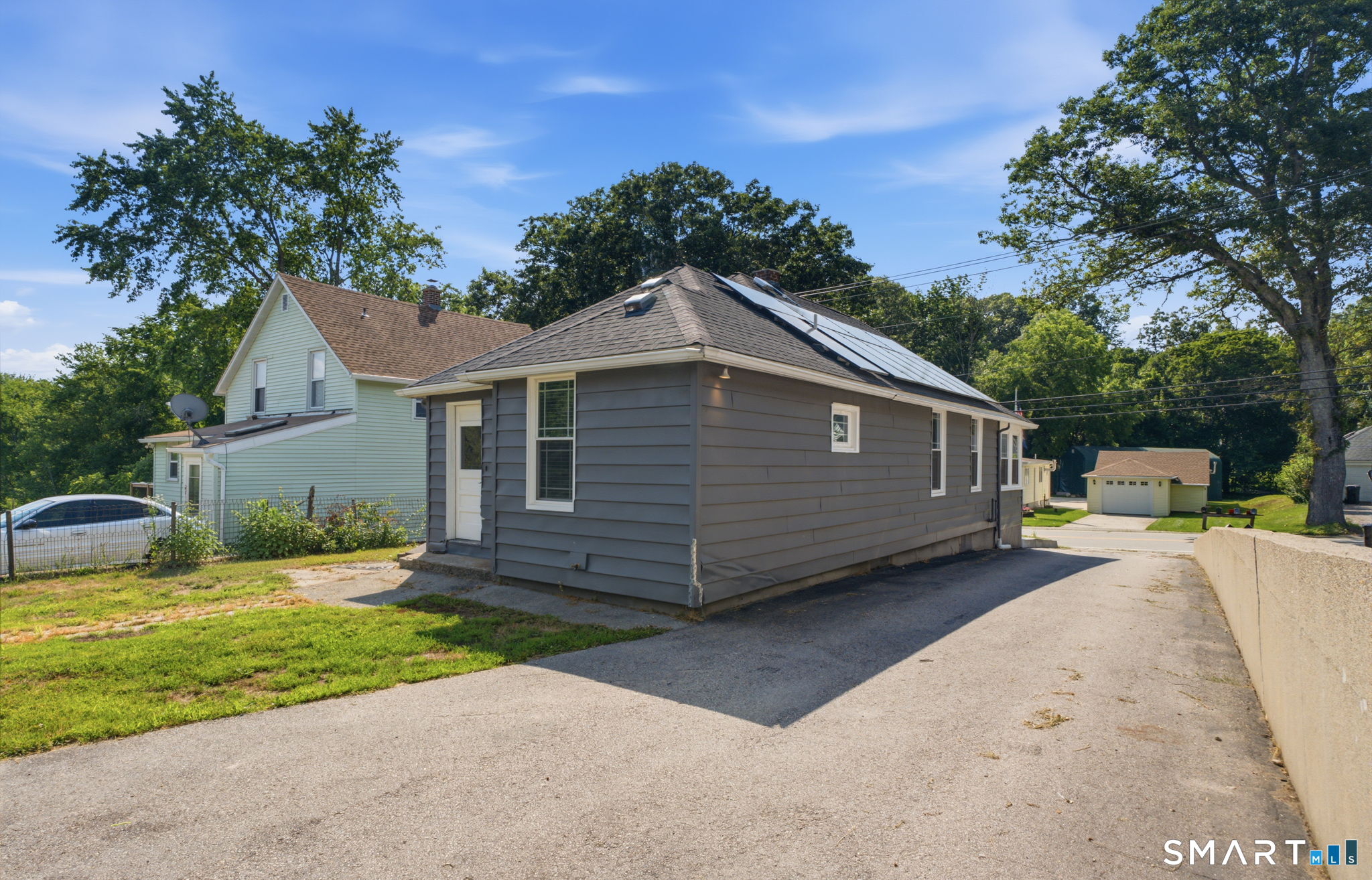 380 South Burnham Highway