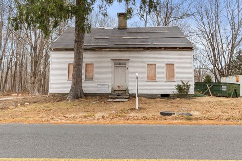 A home in Killingworth