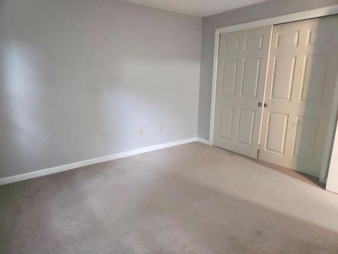 Tiny photo for 617 Center Street #D, Manchester, CT 06040 (MLS # 24147029)