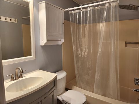 Tiny photo for 617 Center Street #D, Manchester, CT 06040 (MLS # 24147029)