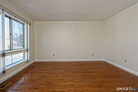 Tiny photo for 1423 Quinnipiac Avenue #302, New Haven, CT 06513 (MLS # 24152424)