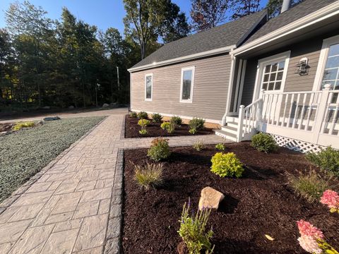 A home in New Hartford