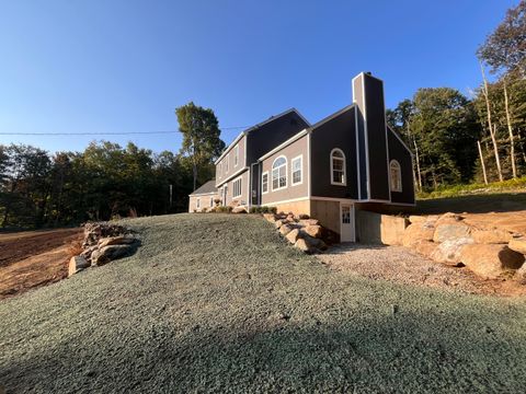 A home in New Hartford