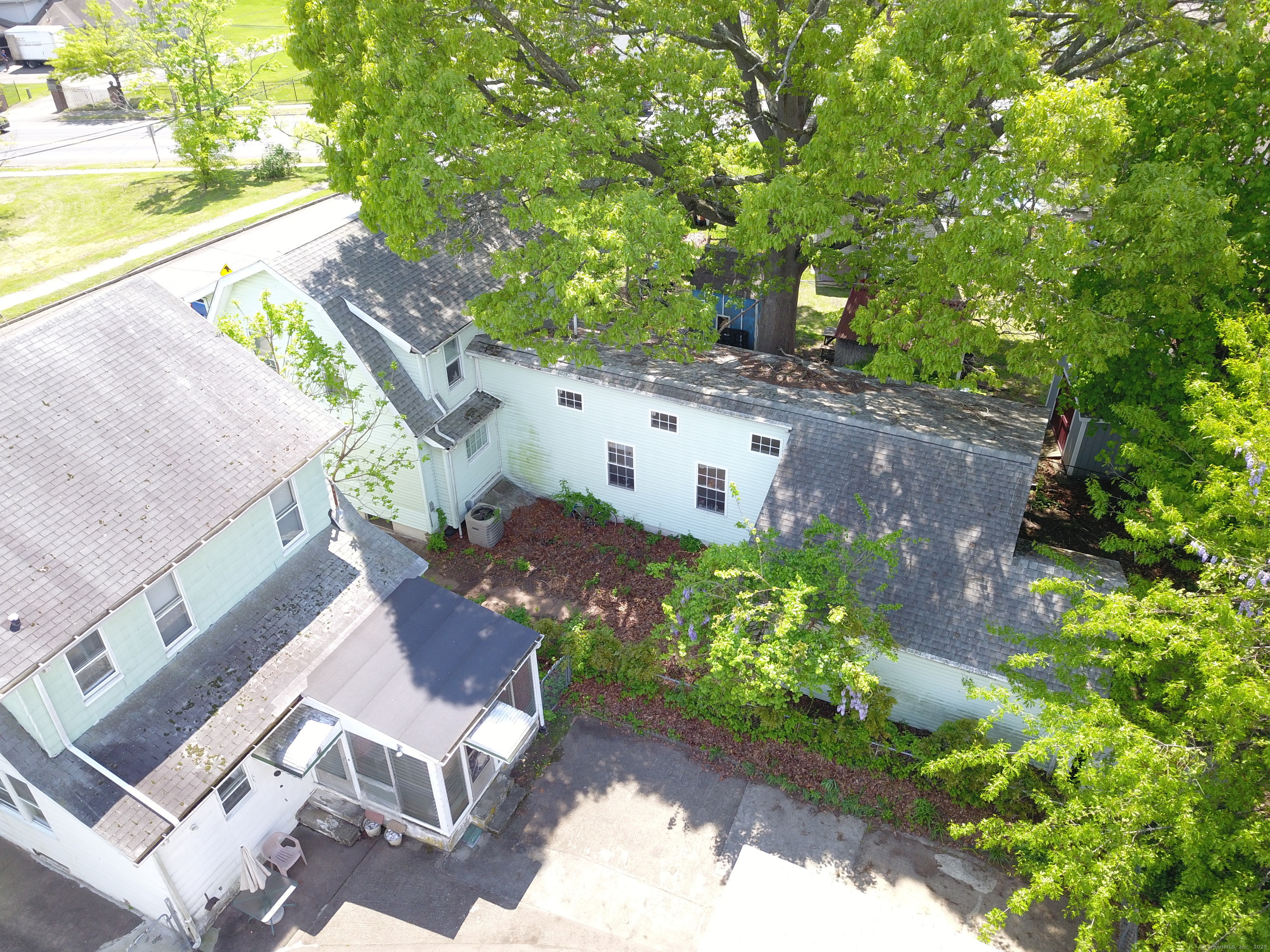 75 Clifton Street