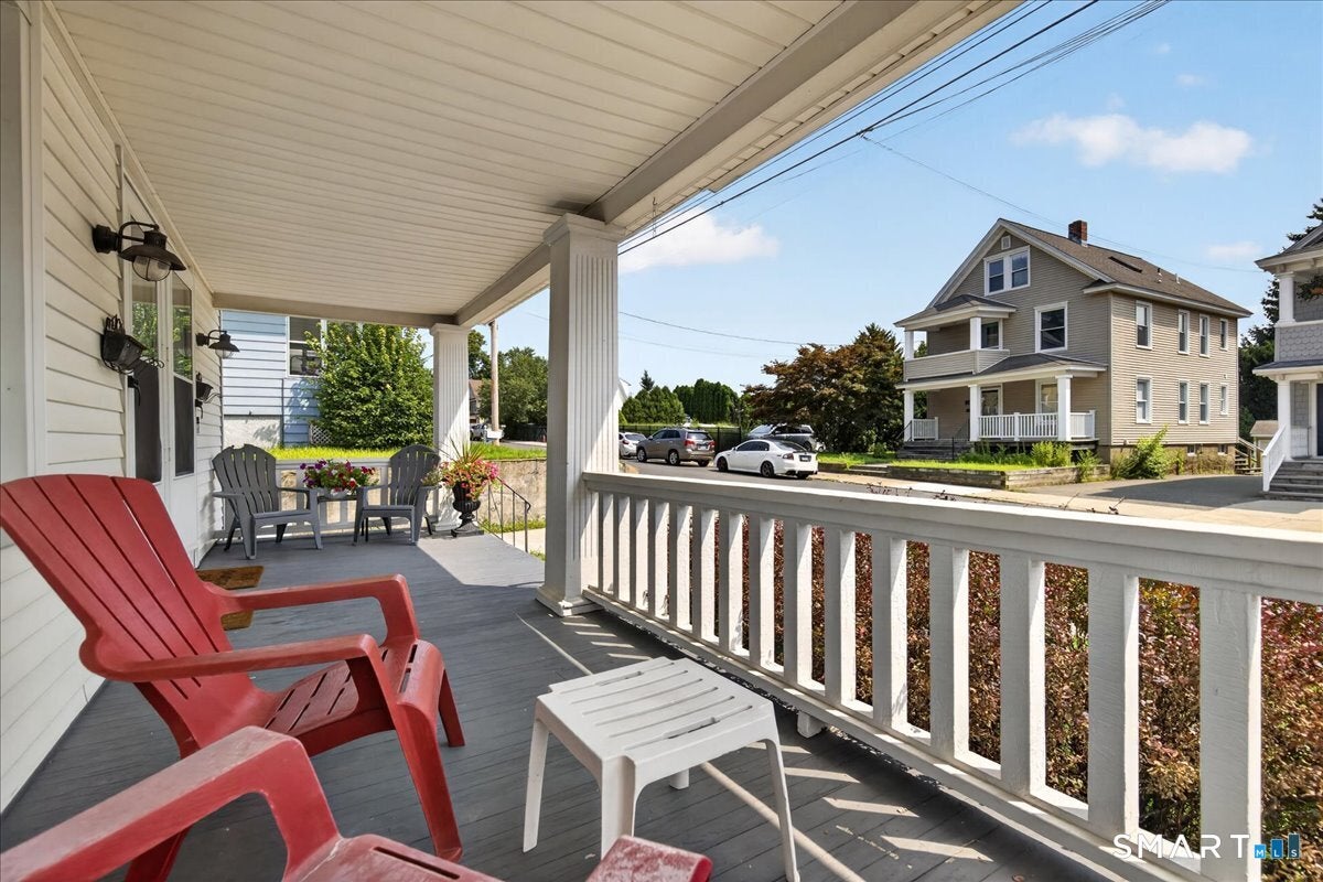 83 Westfield Avenue