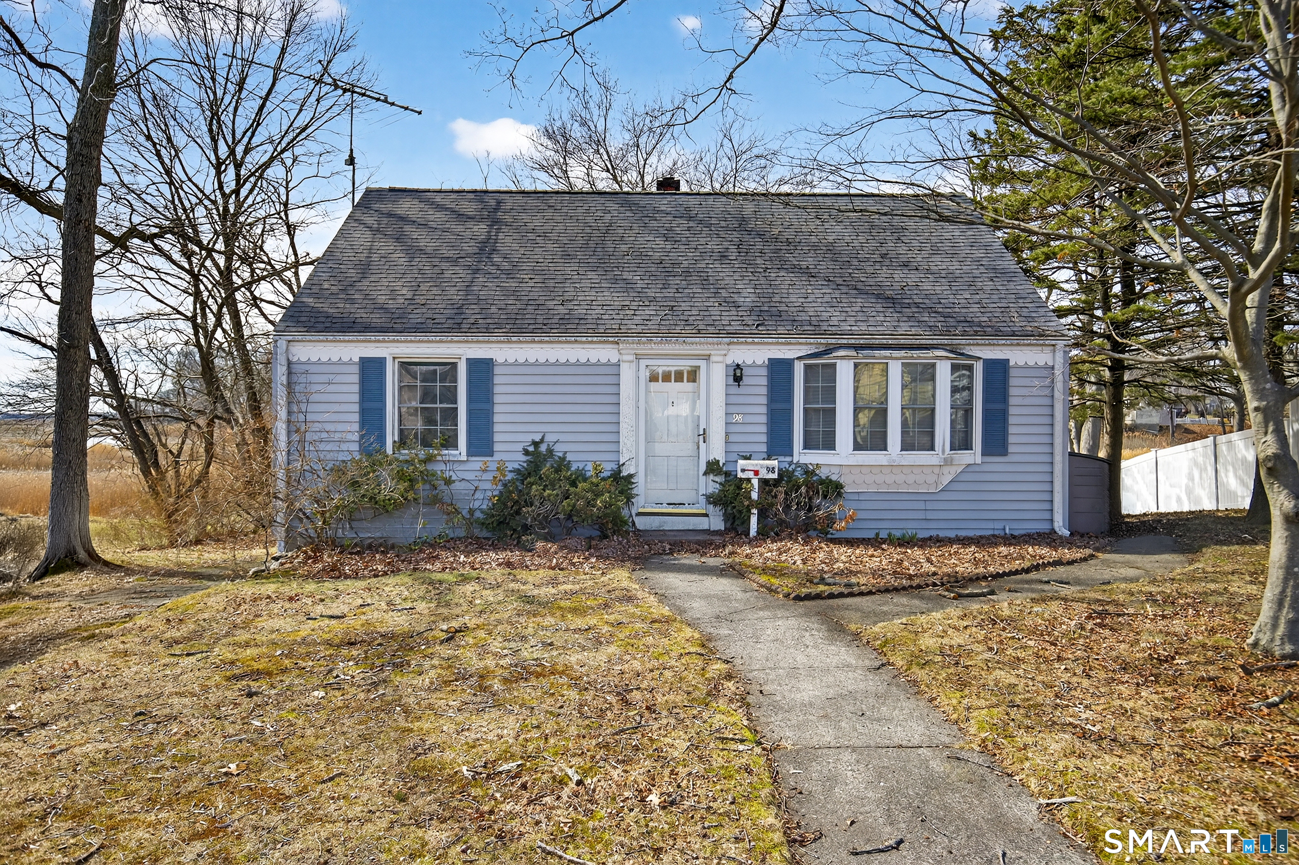 98 Oregon Avenue South