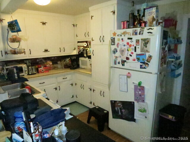 Colchester, Connecticut 06415, United States, 4 Bedrooms Bedrooms, ,2 BathroomsBathrooms,Residential,Active,91215