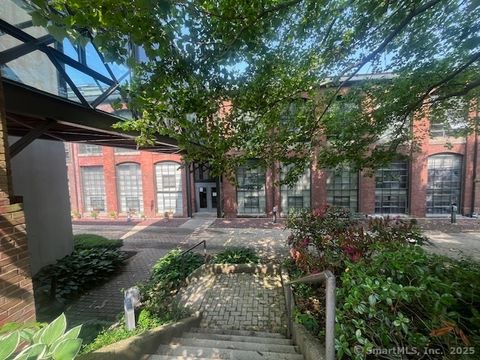 68 Thermos Avenue 206B Norwich CT 06360