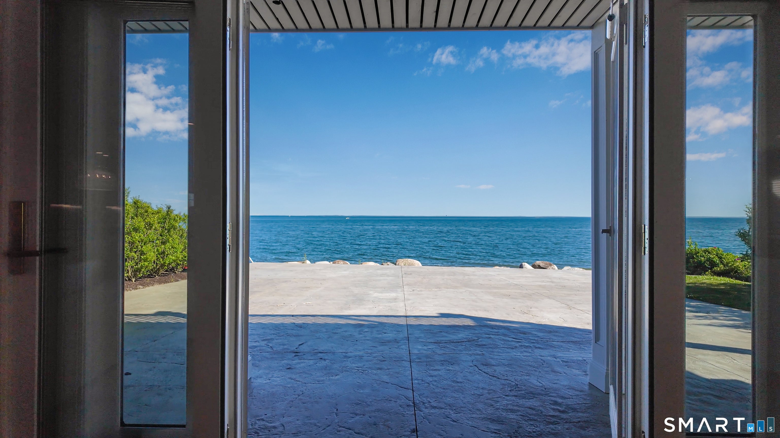 1149 Fairfield Beach Road